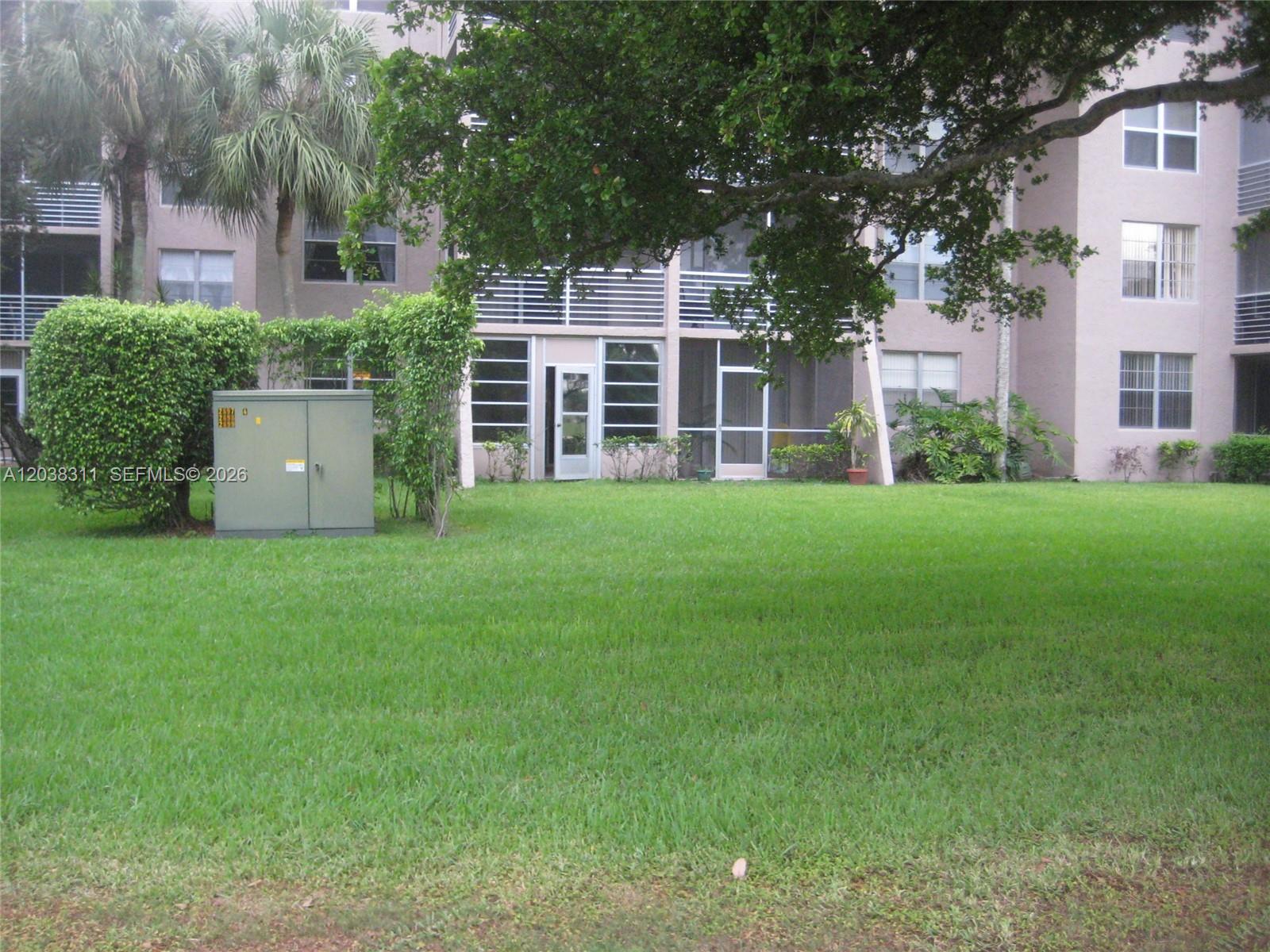 9460 Tangerine Place 101 Property Photo 13