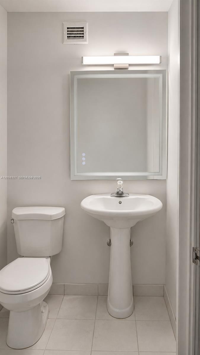 801 Brickell Bay Drive 364 Property Photo 11