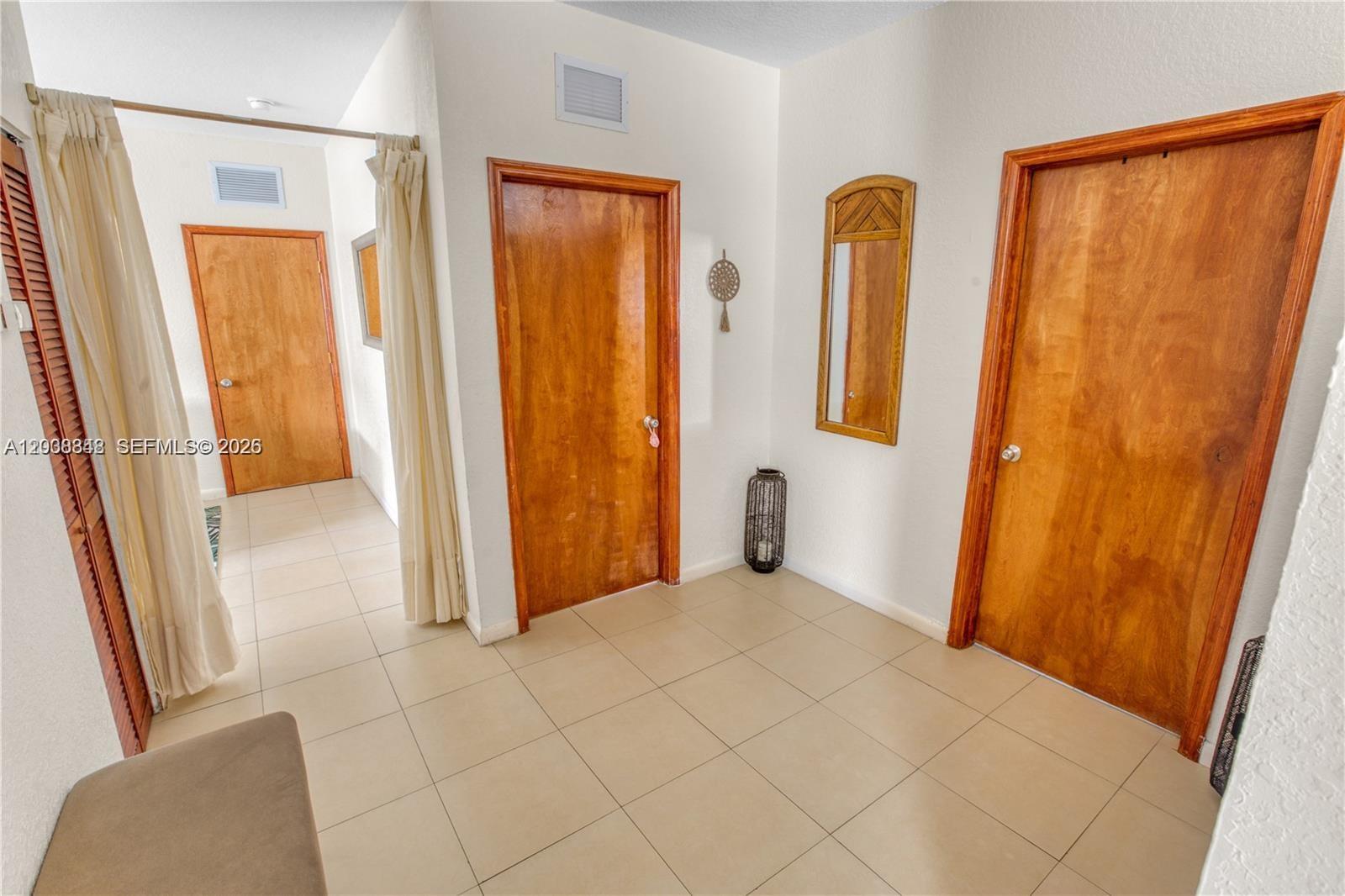 311 Nw 95th Street Property Photo 9