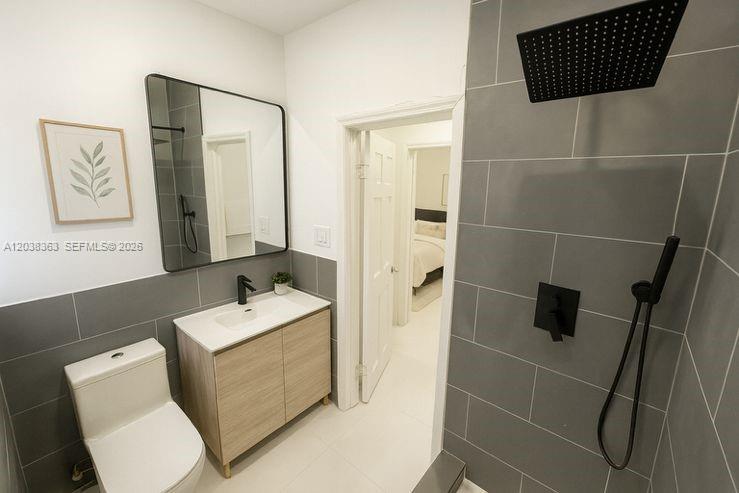 733 Michigan Avenue 9 Property Photo 7