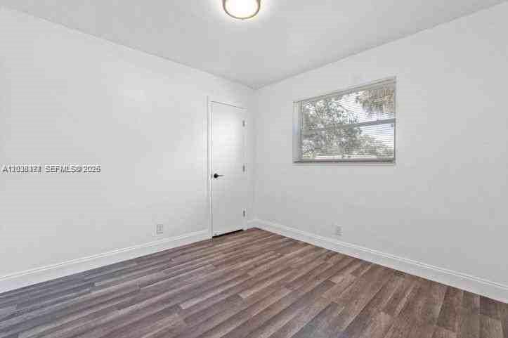 1040 Nw 23rd Terrace Property Photo 12
