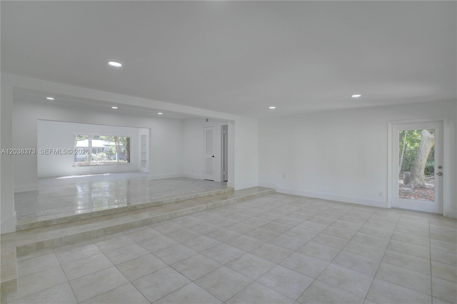616 Sw 11th Court Property Photo 14