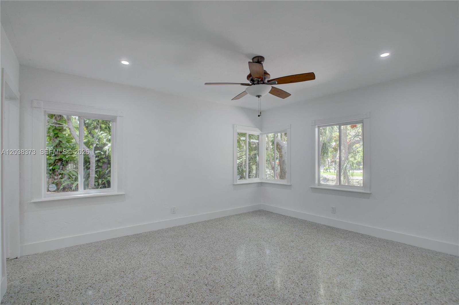 616 Sw 11th Court Property Photo 25