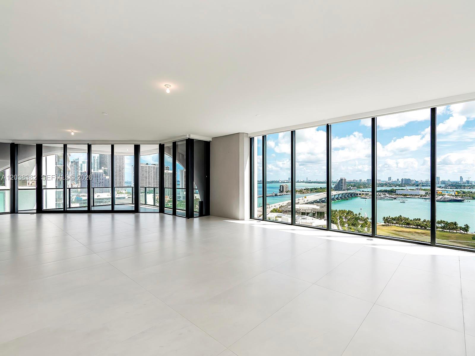 1000 Biscayne Boulevard 2002 Property Photo 1