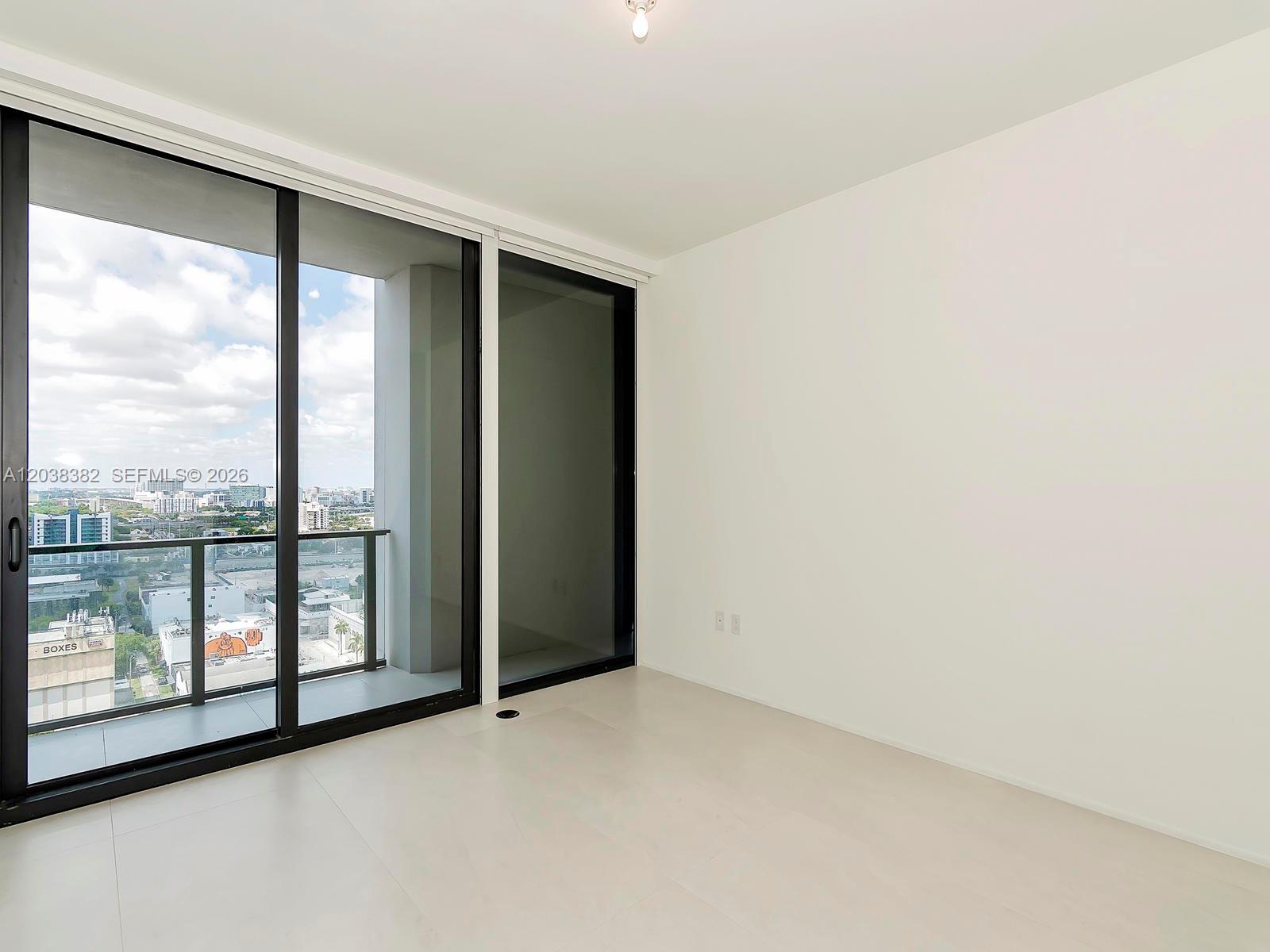 1000 Biscayne Boulevard 2002 Property Photo 47