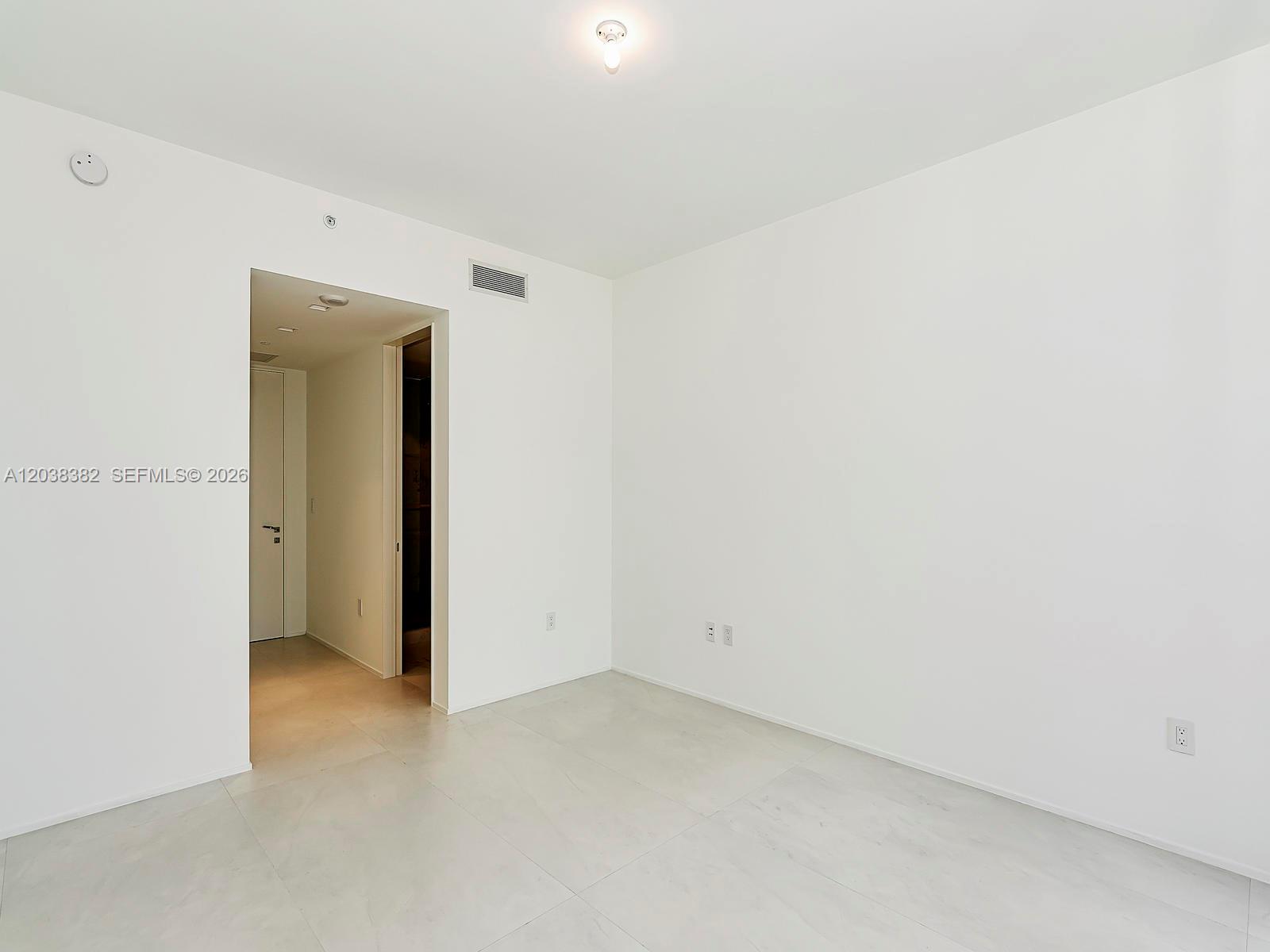 1000 Biscayne Boulevard 2002 Property Photo 48