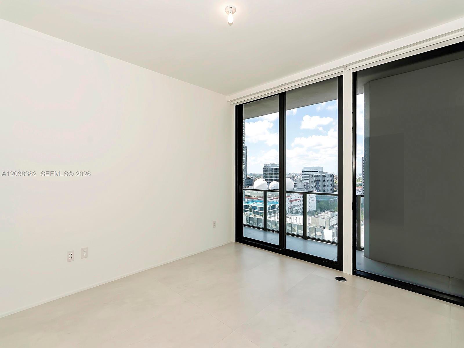 1000 Biscayne Boulevard 2002 Property Photo 49