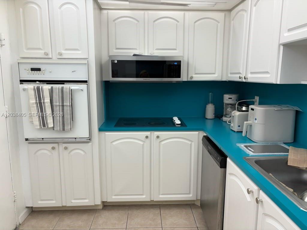 3901 S Ocean Drive 14q Property Photo 13