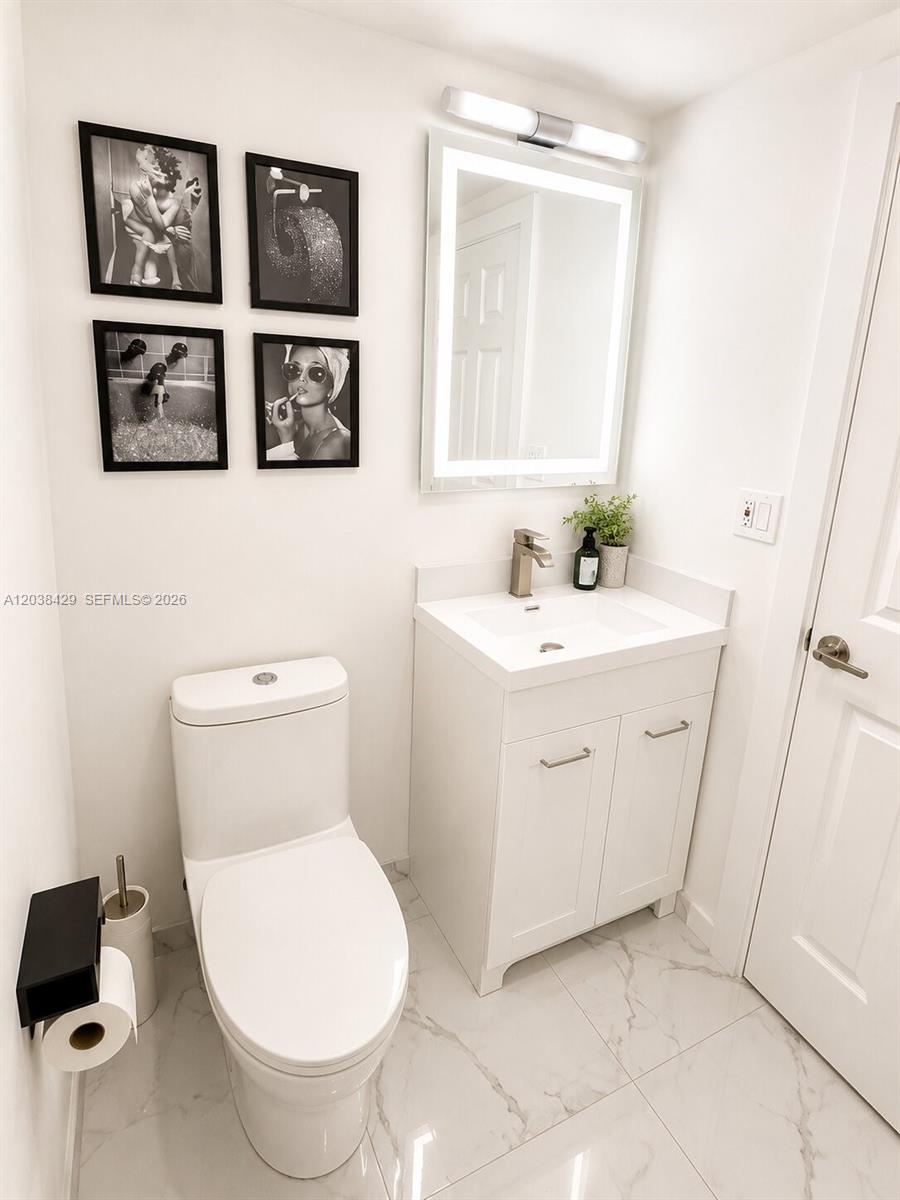 A12038429 Property Photo 15