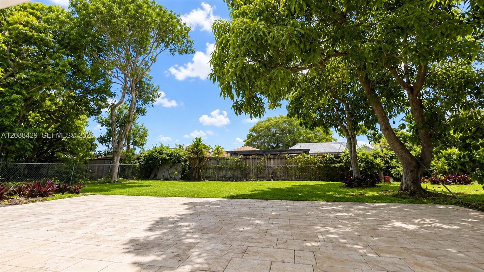 A12038429 Property Photo 52