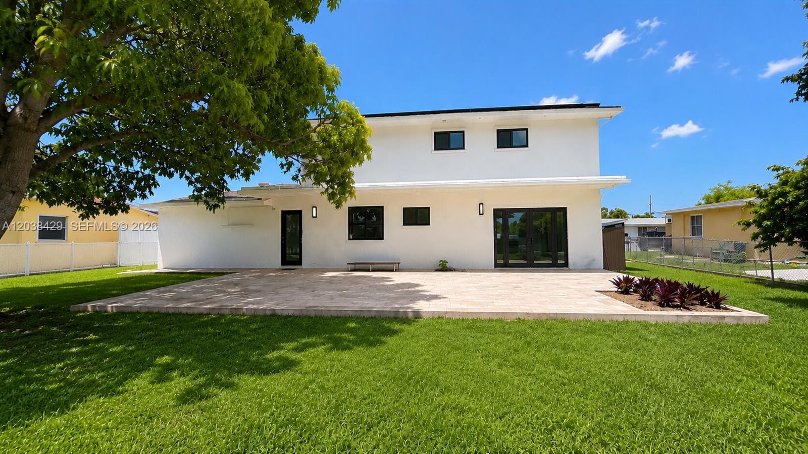 A12038429 Property Photo 55