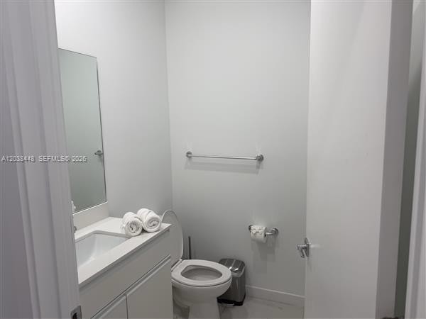 2201 Polk Street 101 Property Photo 4