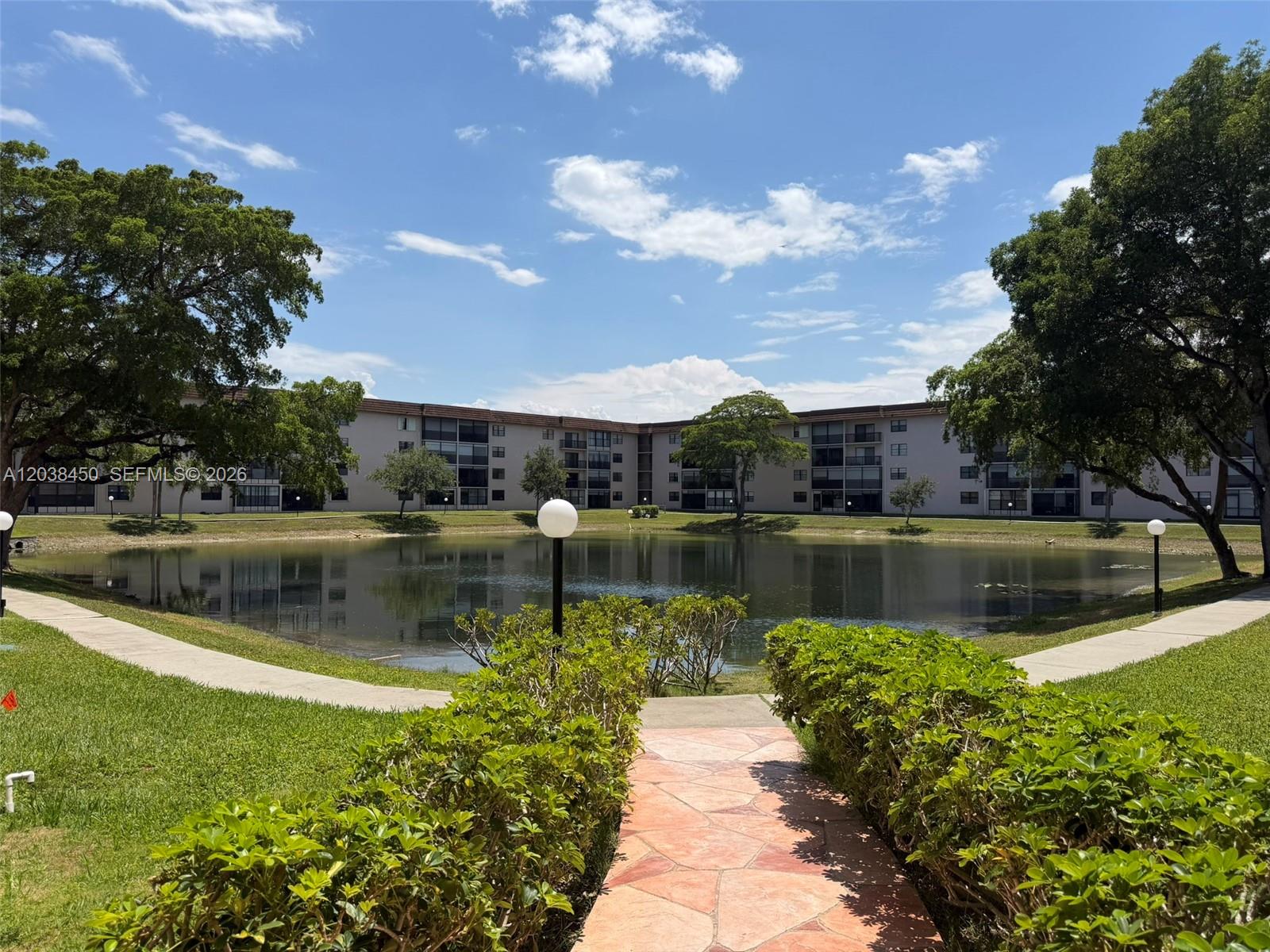4960 E Sabal Palm Boulevard 308 Property Photo 36