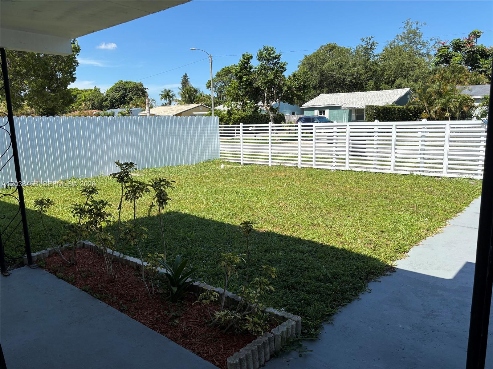 1336 Nw 6th Avenue Property Photo 3