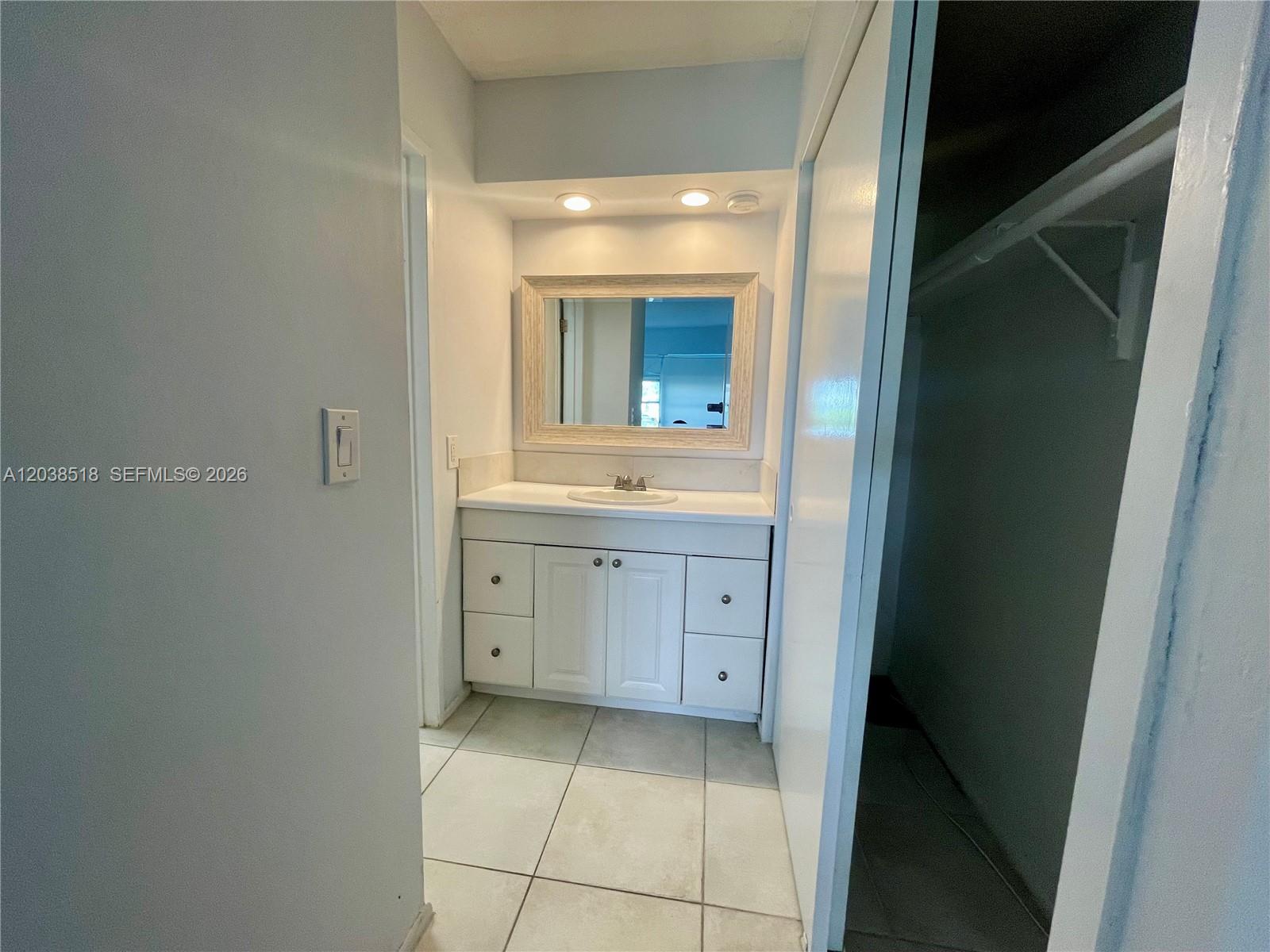 450 Paradise Isle Boulevard 205 Property Photo 12