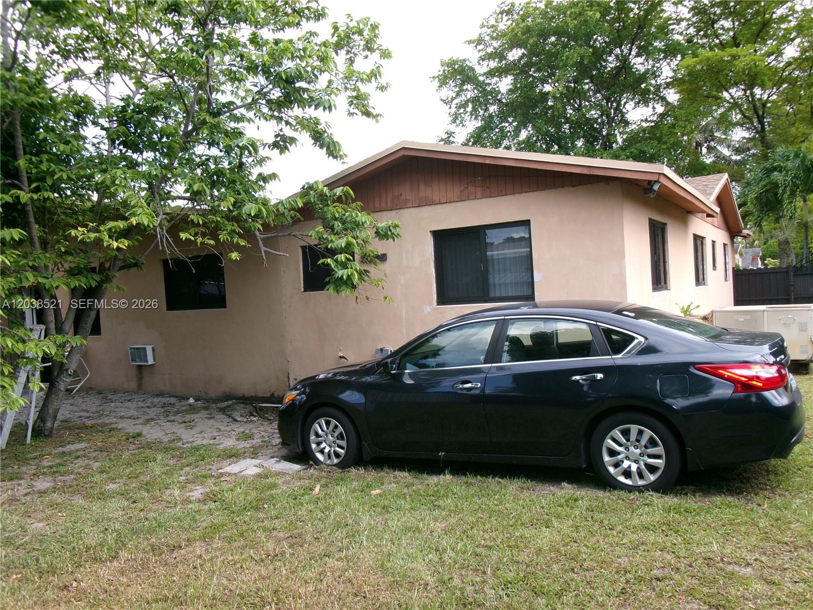 A12038521 Property Photo 2