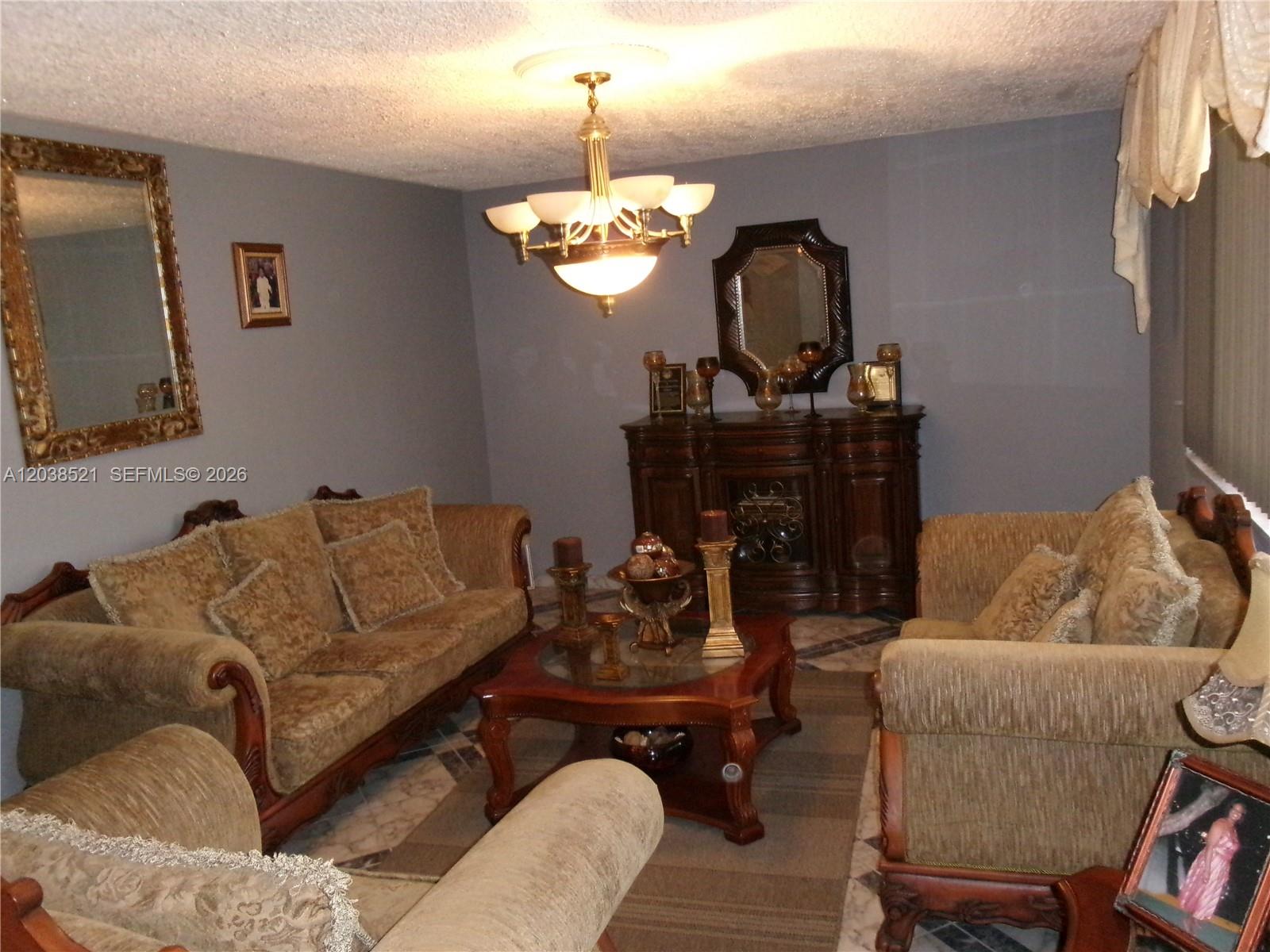 A12038521 Property Photo 8