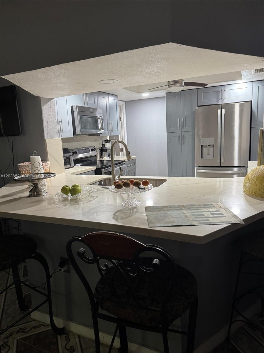 A12038521 Property Photo 14