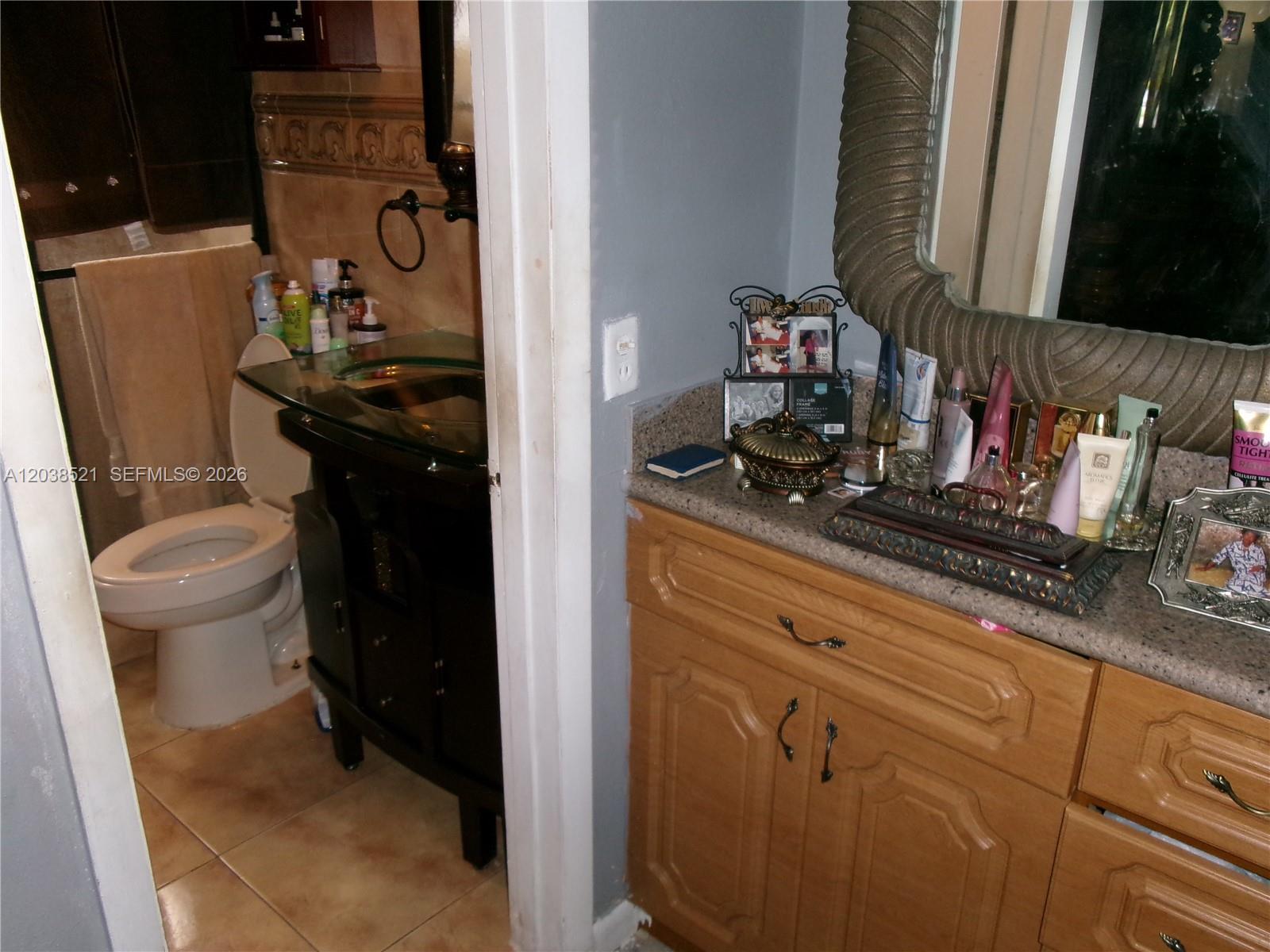 A12038521 Property Photo 20