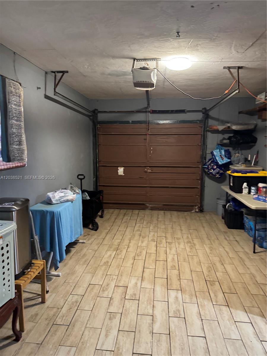 A12038521 Property Photo 23