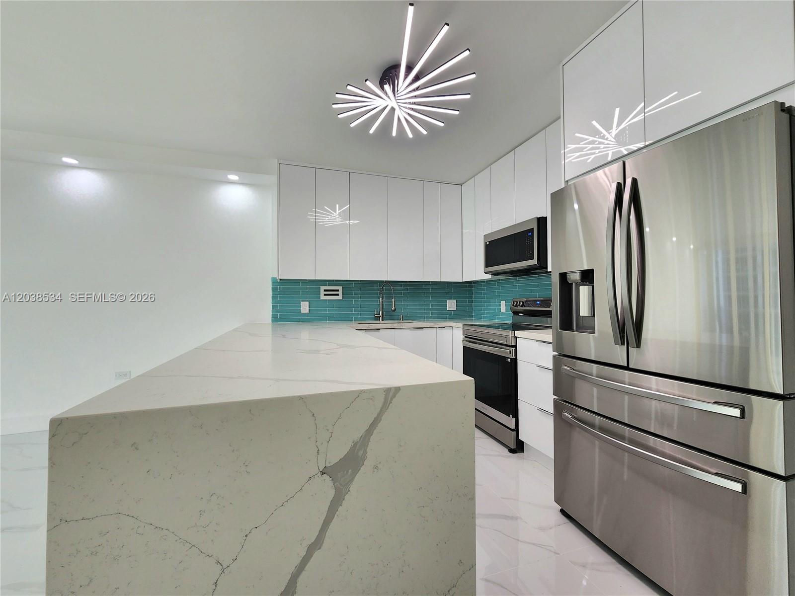 3505 S Ocean Drive 716 Property Photo 6