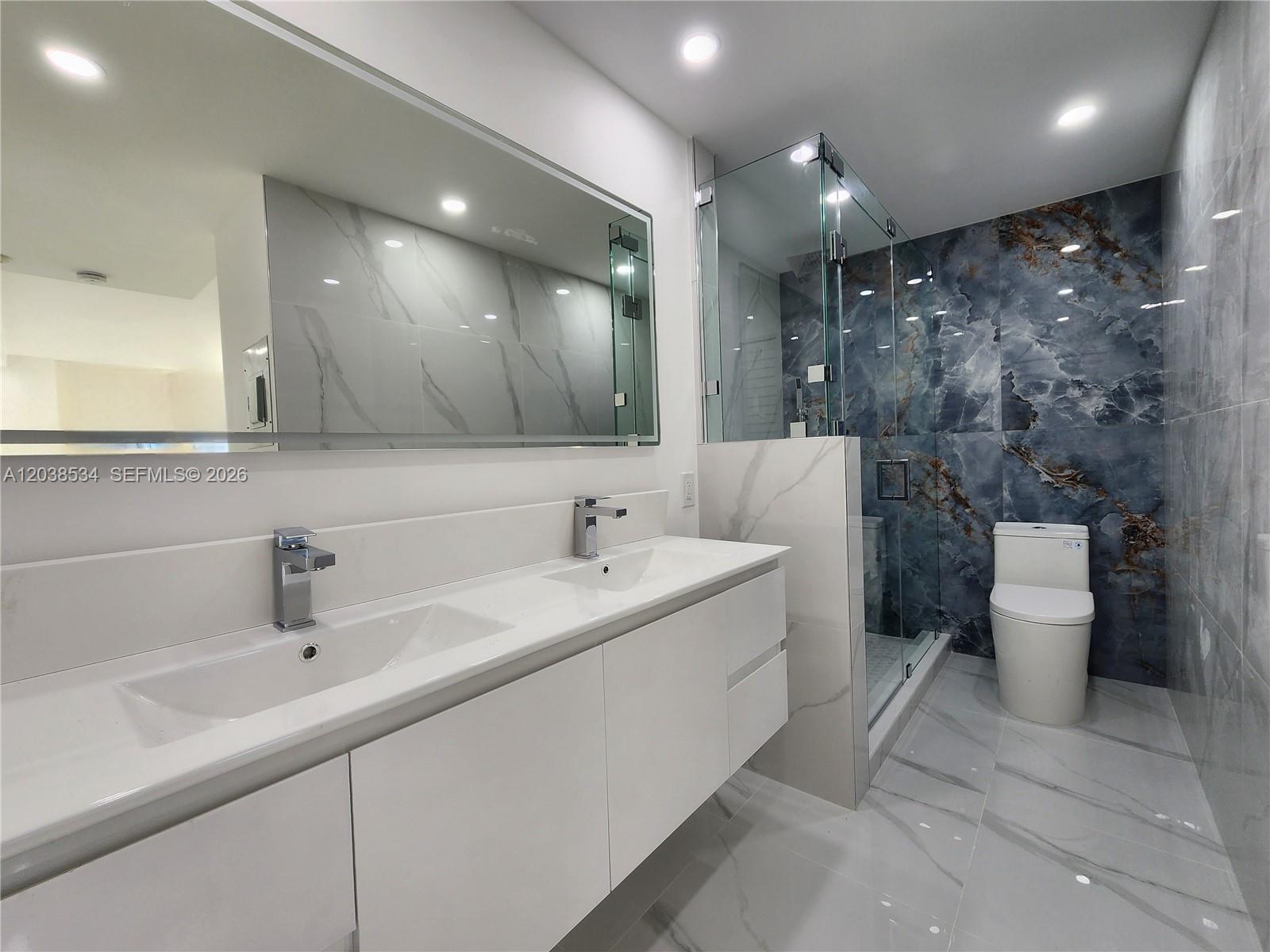 3505 S Ocean Drive 716 Property Photo 19
