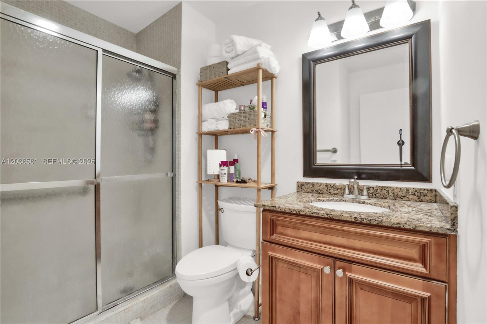 21650 Juego Circle 24h Property Photo 19