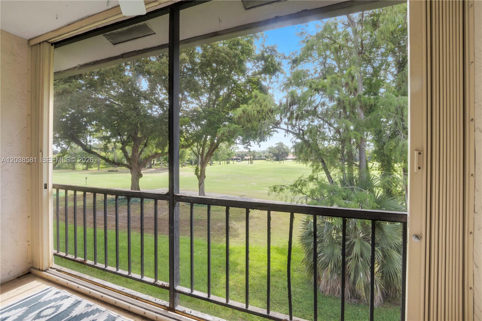21650 Juego Circle 24h Property Photo 22