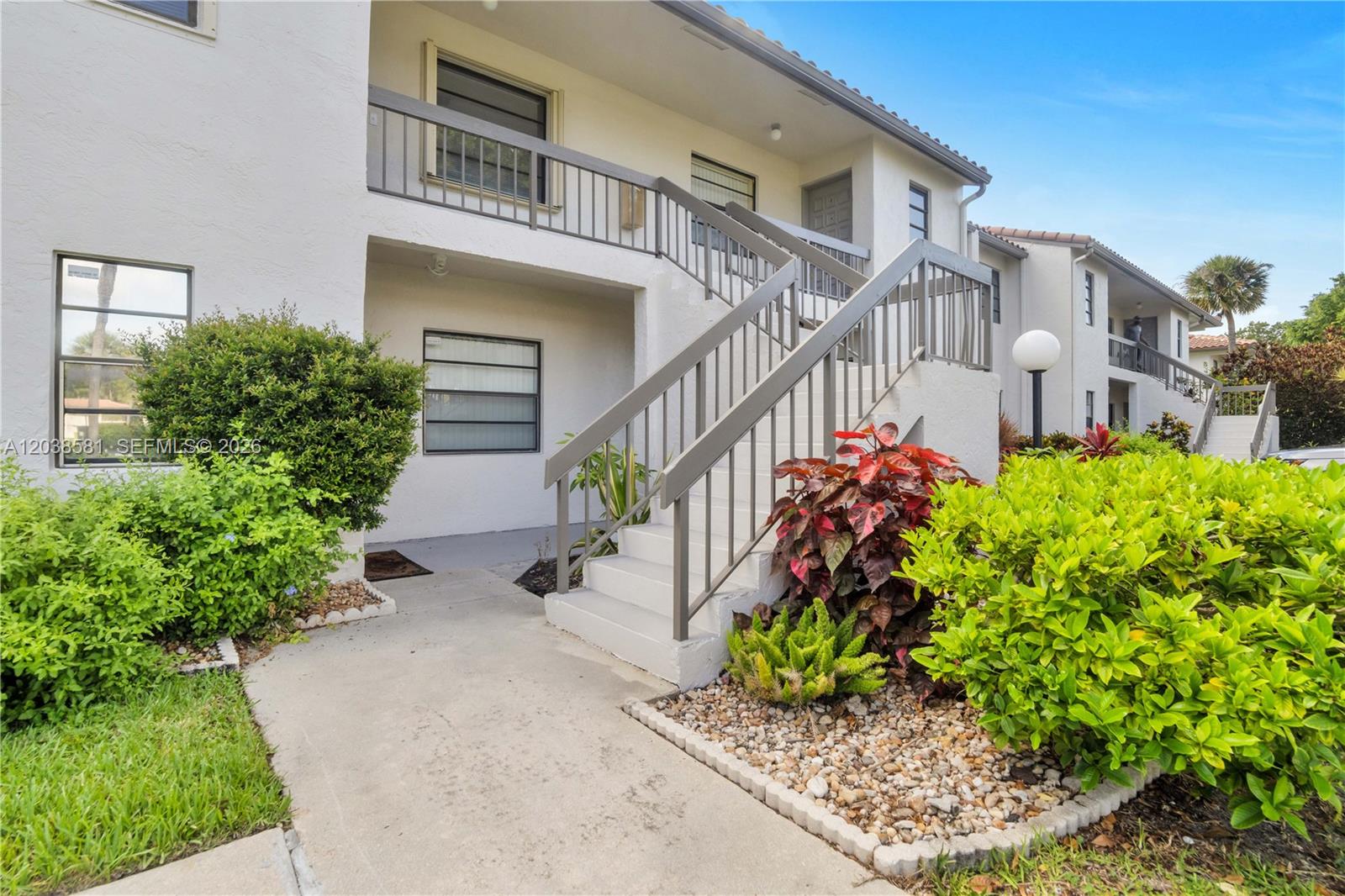 21650 Juego Circle 24h Property Photo 34