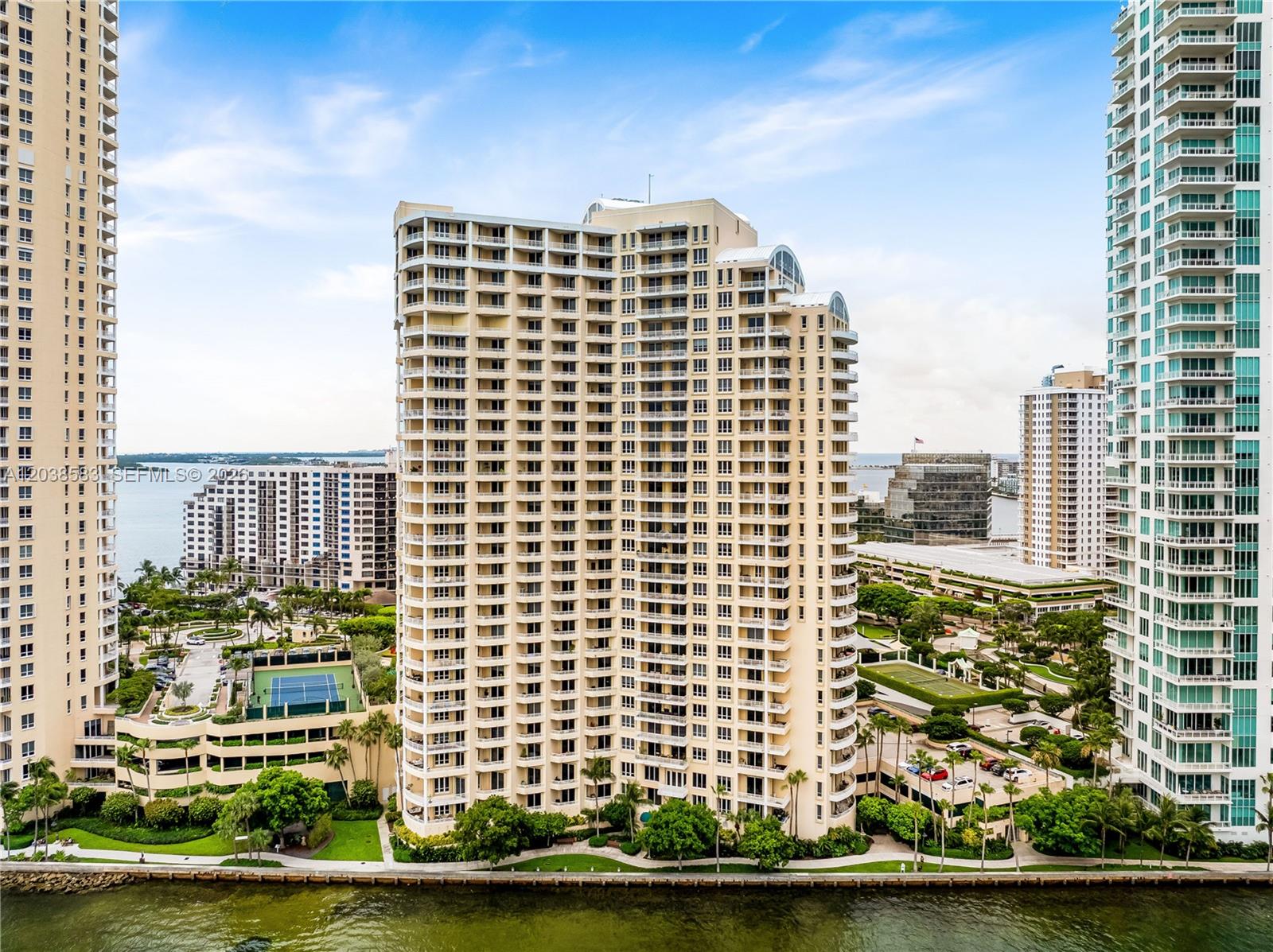 888 Brickell Key Drive 1010 Property Photo 2