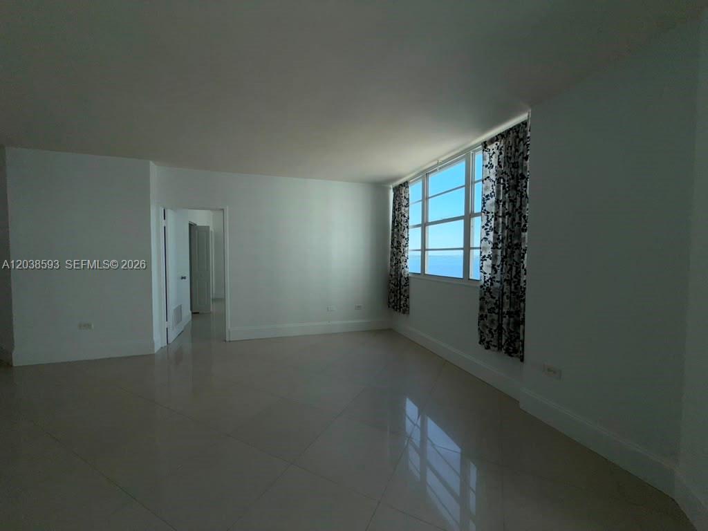 801 Brickell Bay Drive 765 Property Photo 7
