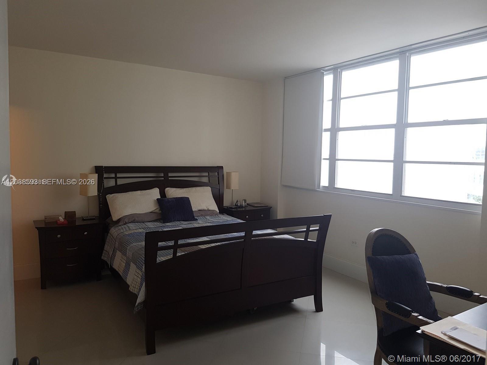801 Brickell Bay Drive 765 Property Photo 10