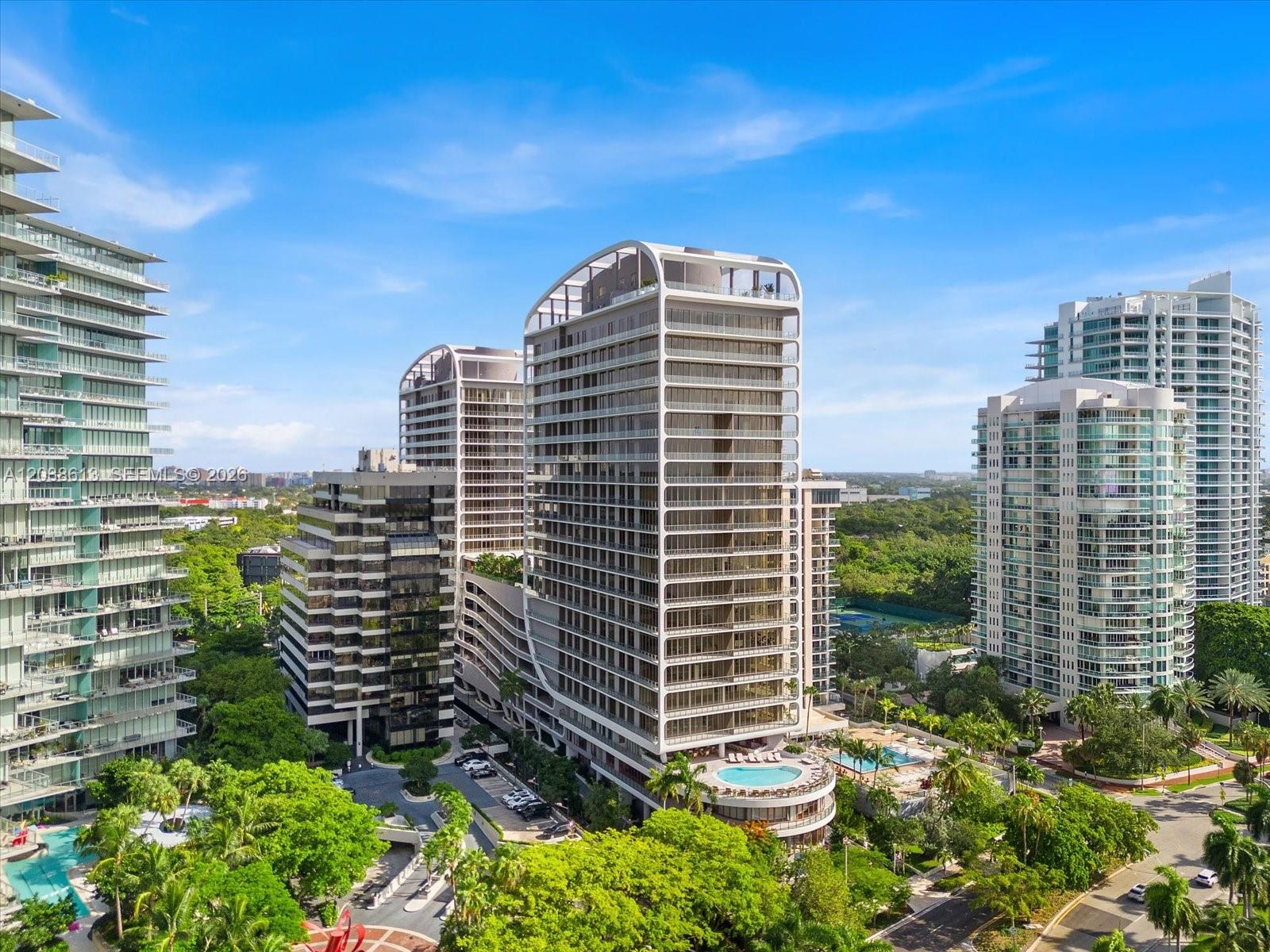 2655 S Bayshore Drive 1606 Property Photo 41