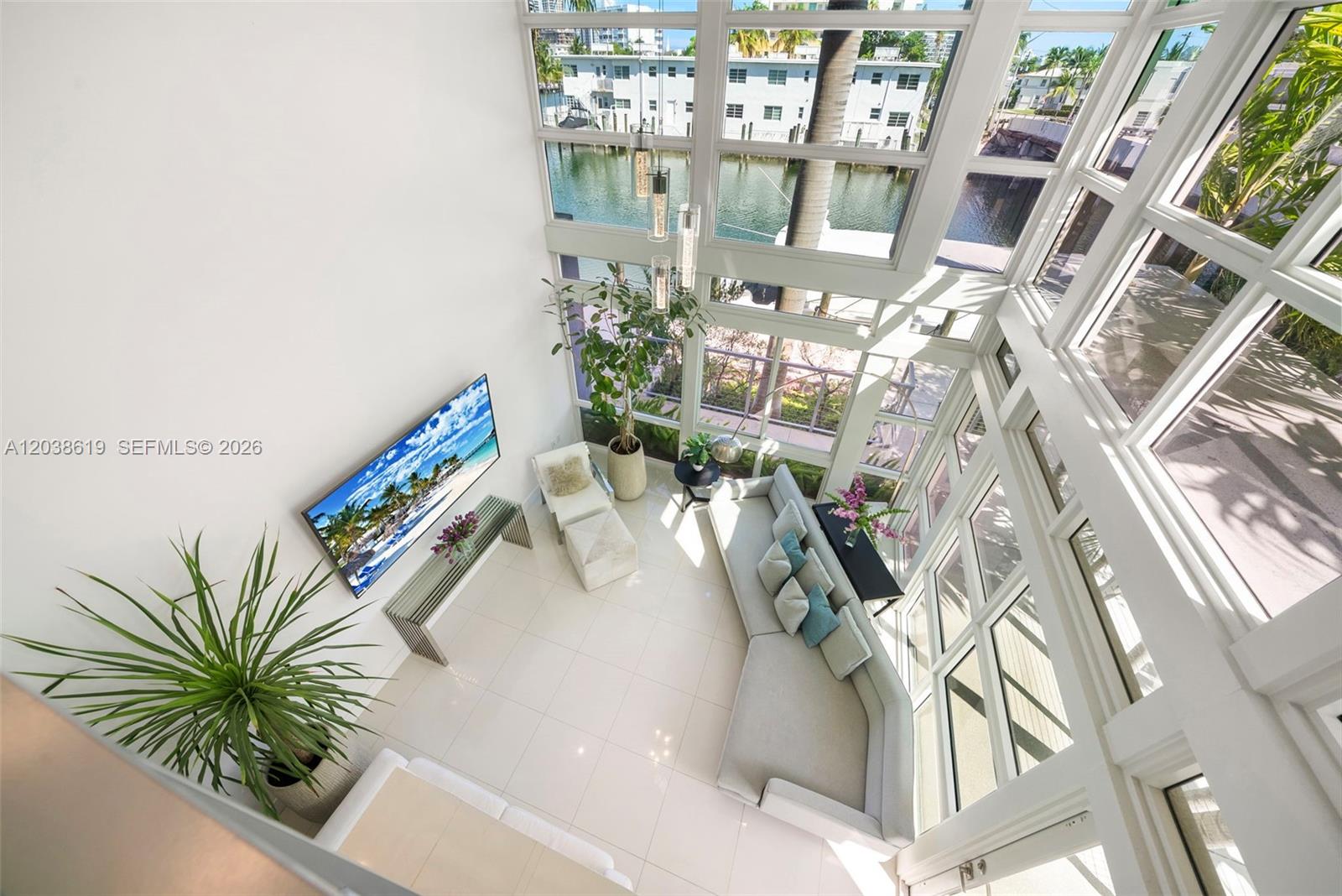 39 N Shore Drive Property Photo 1