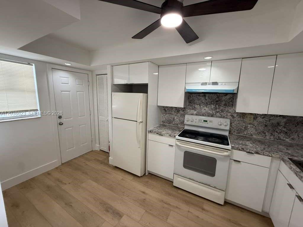 1750 Ne 191st Street 508-2 Property Photo 3