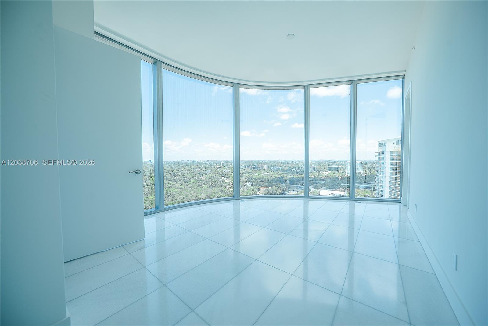A12038706 Property Photo 15
