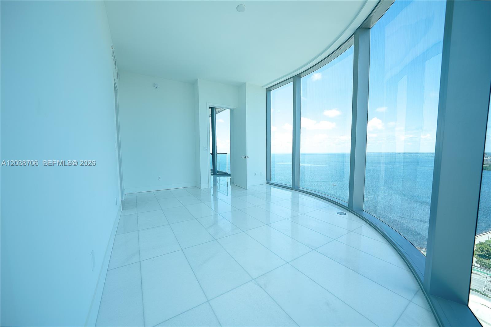 A12038706 Property Photo 16