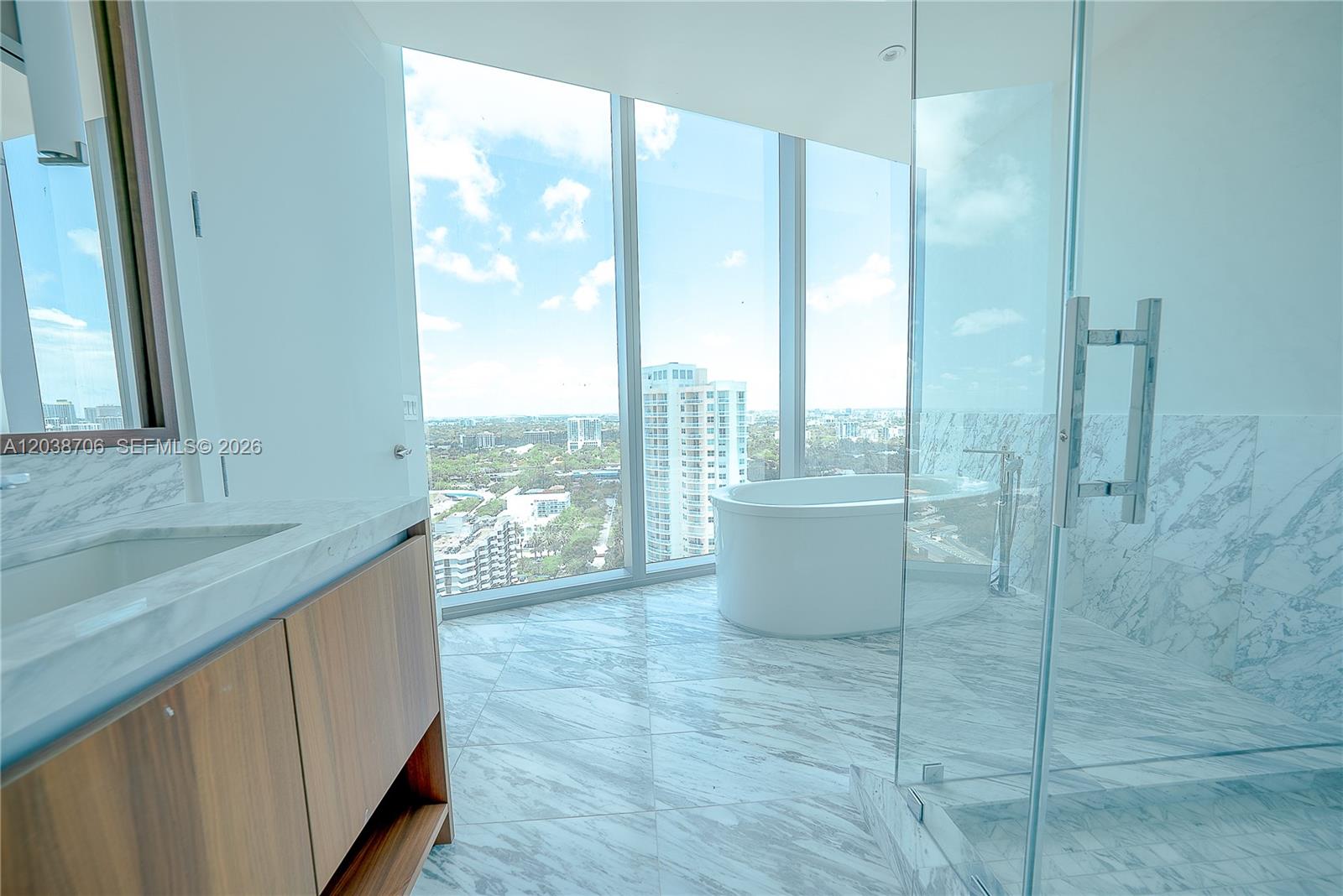 A12038706 Property Photo 19