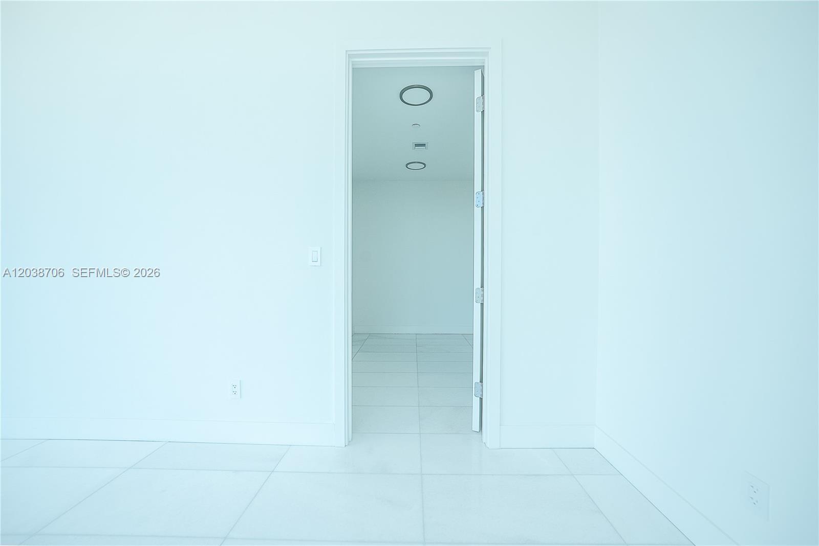 A12038706 Property Photo 22