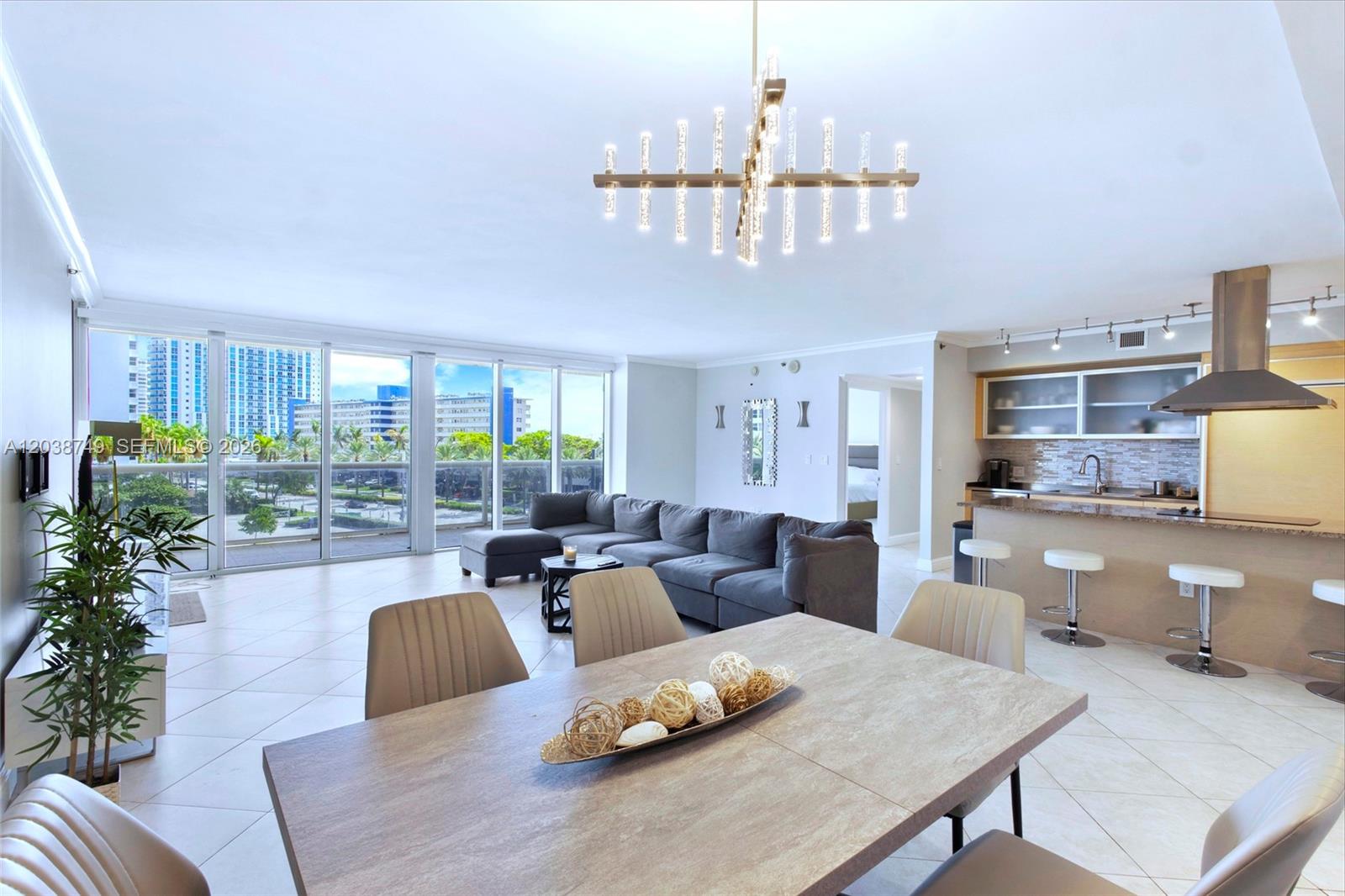 1850 S Ocean Drive 405 Property Photo 1