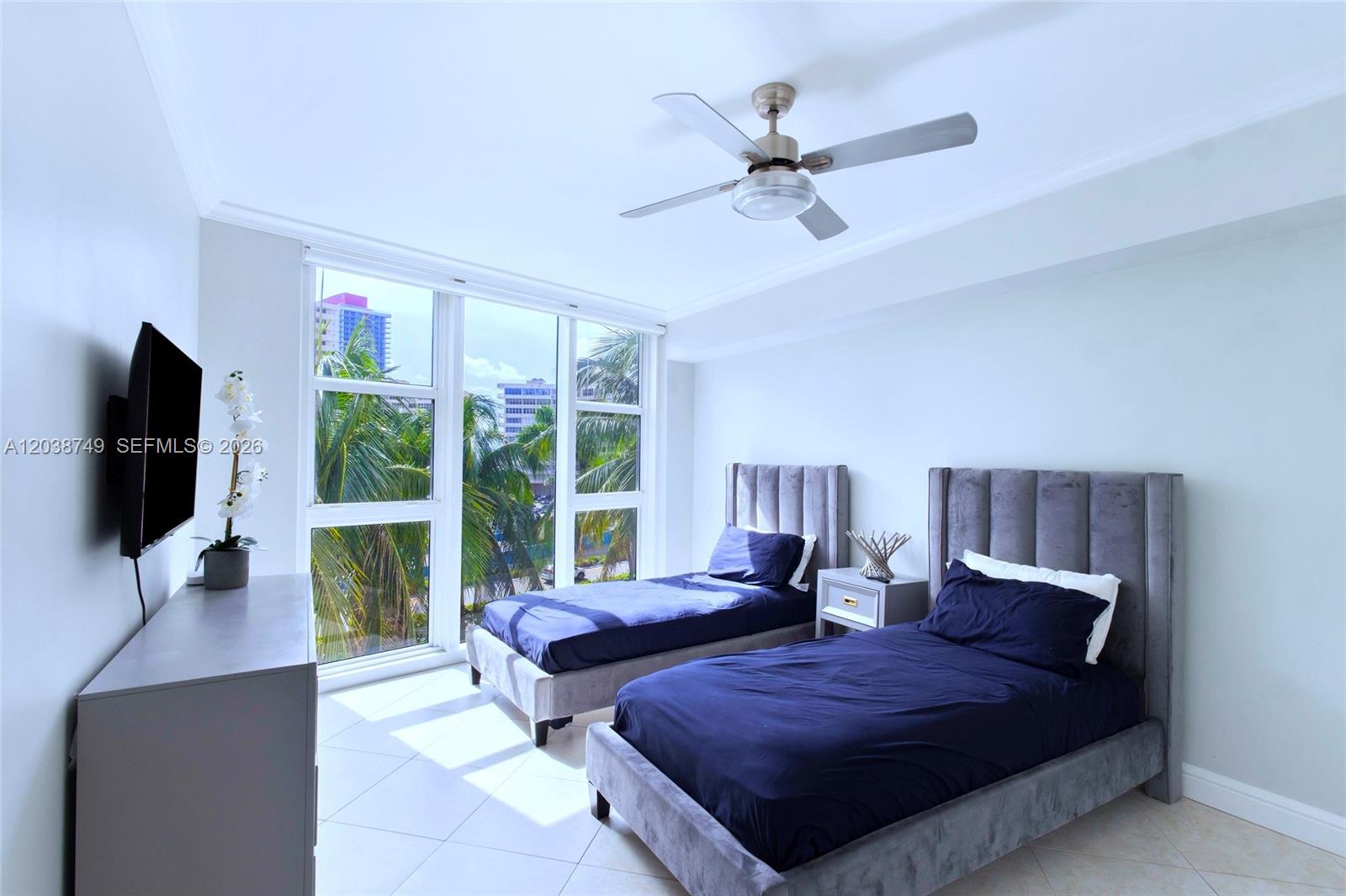 1850 S Ocean Drive 405 Property Photo 10