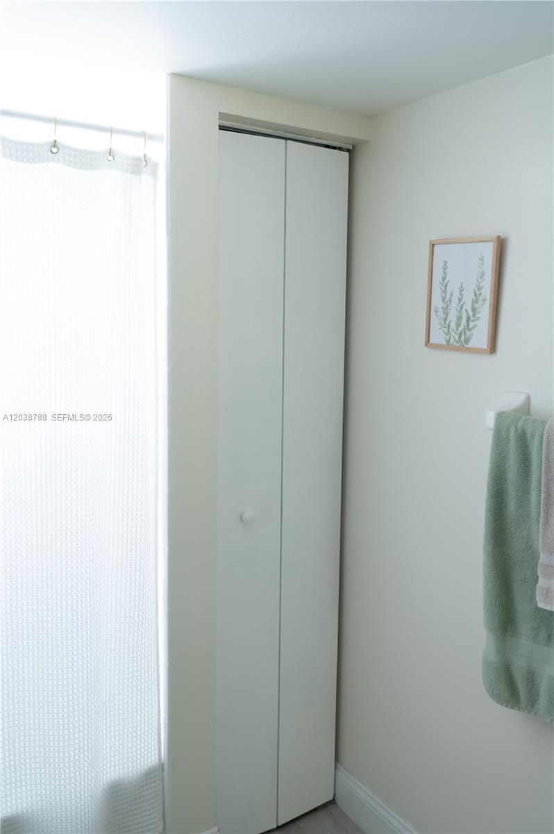 508 Gardens Drive 202 Property Photo 12