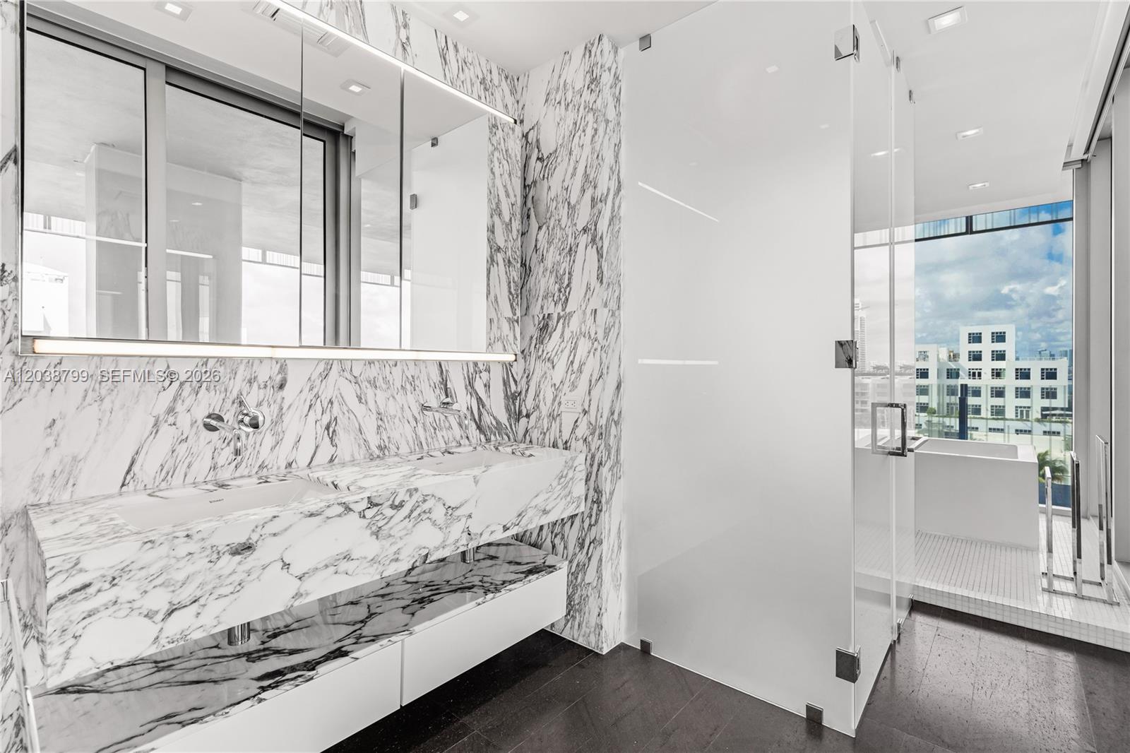 120 Ocean Drive 700 Property Photo 24