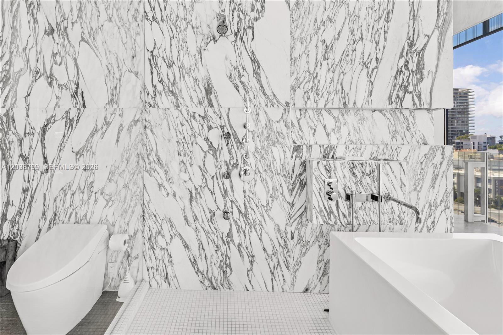 120 Ocean Drive 700 Property Photo 26