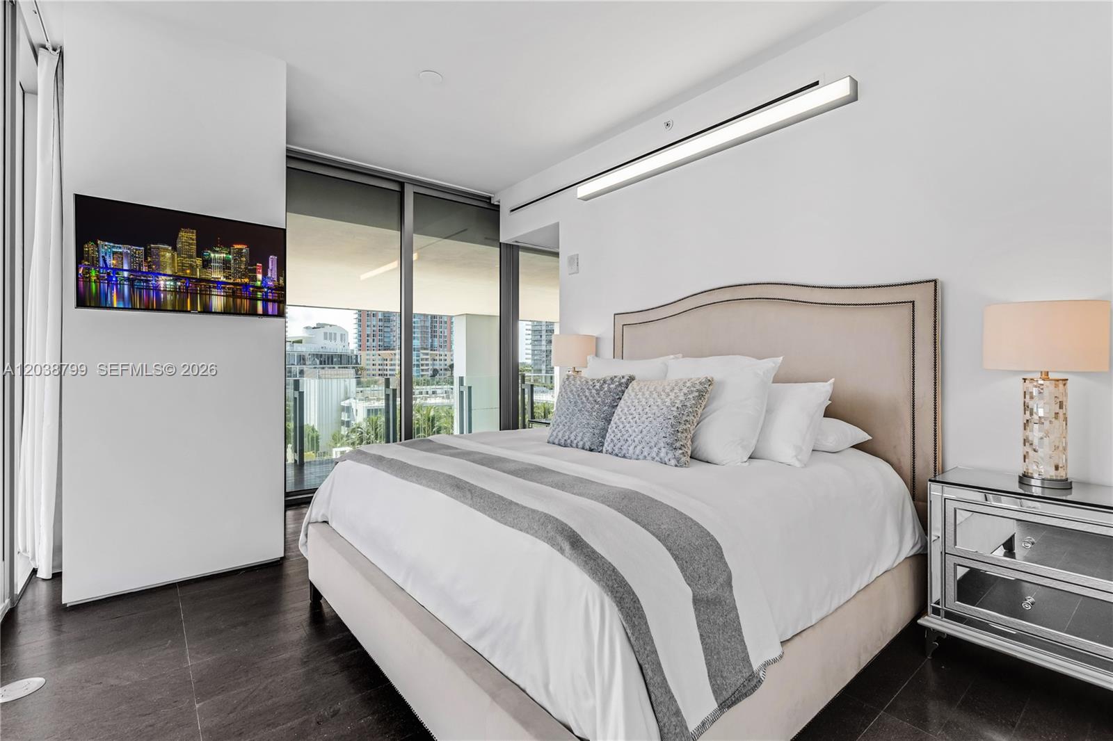 120 Ocean Drive 700 Property Photo 27