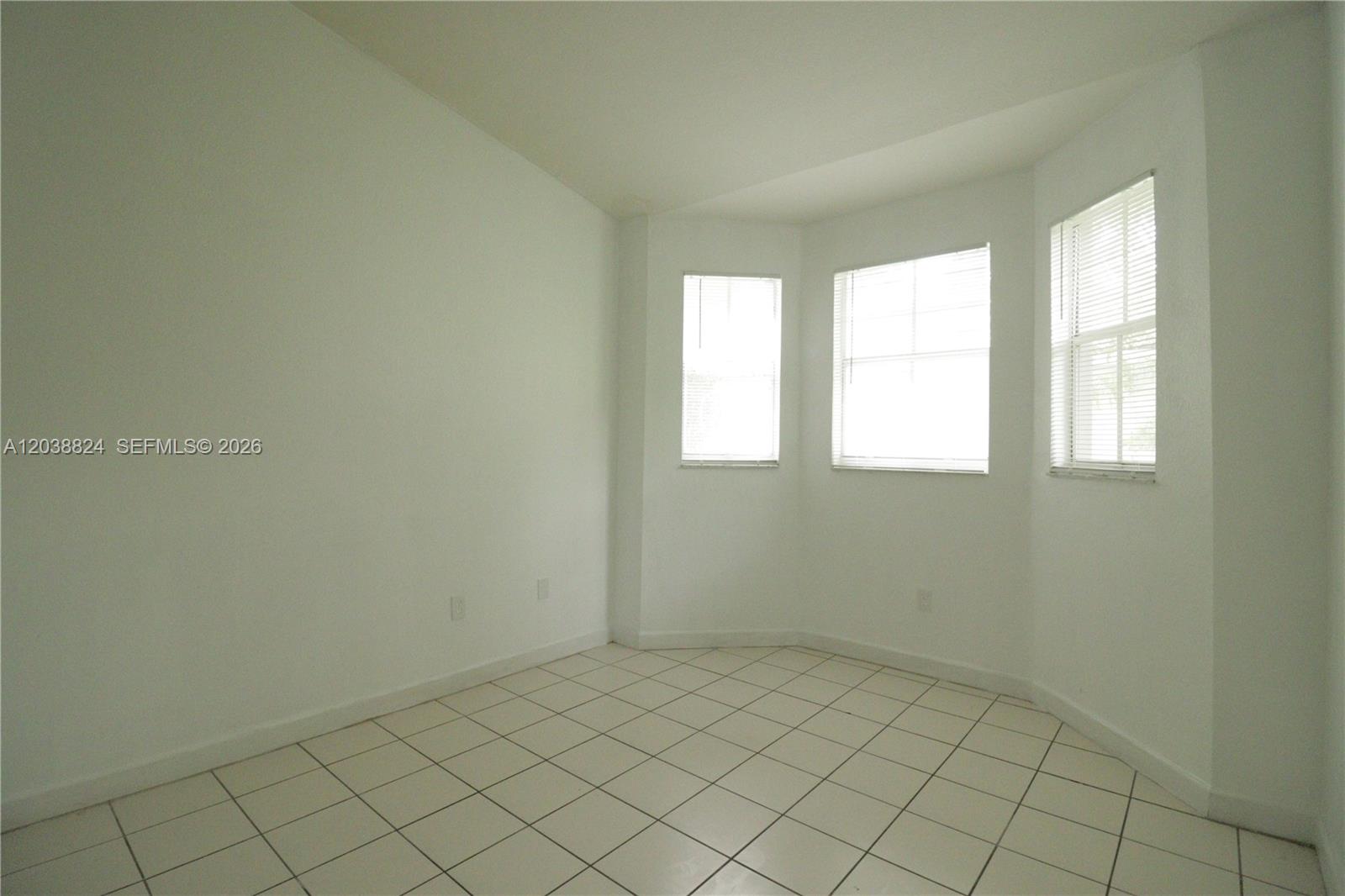1568 Se 26th Street 206 Property Photo 9