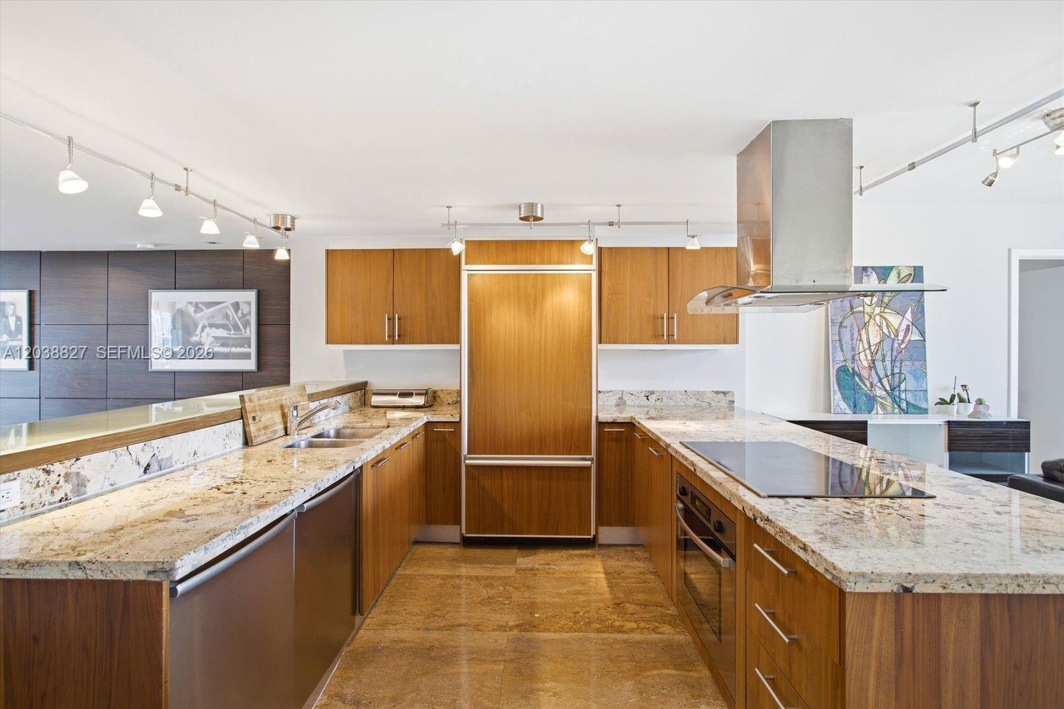50 Biscayne Boulevard 2510 Property Photo 11