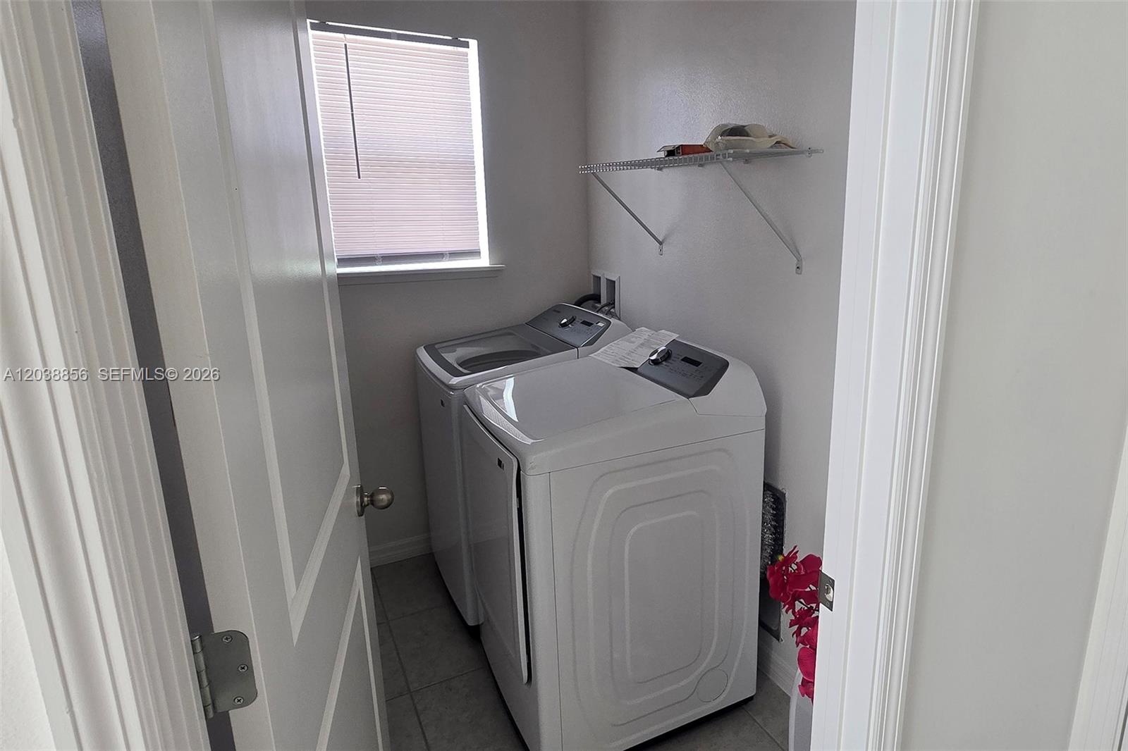 5539 Maddie Drive Property Photo 5