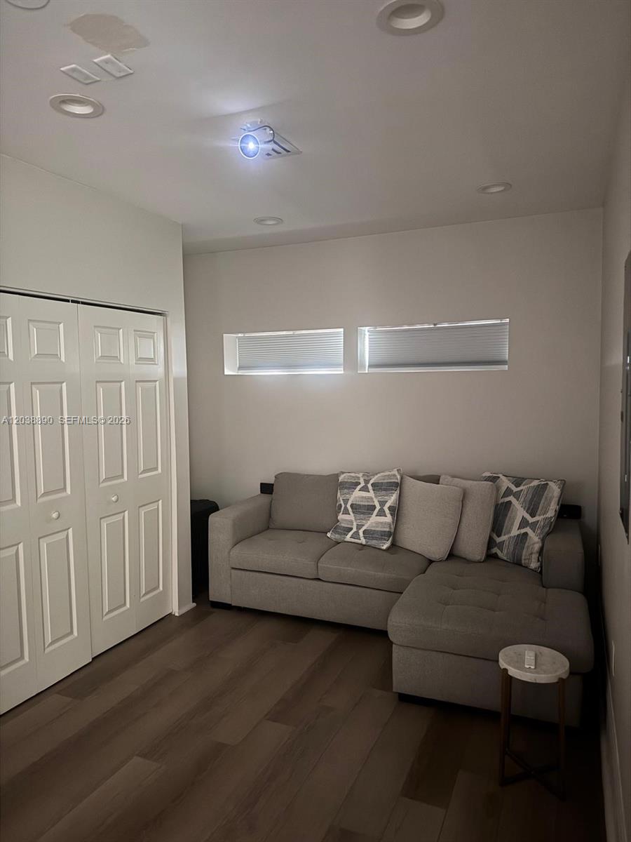 1480 Sweetbay Way Property Photo 13