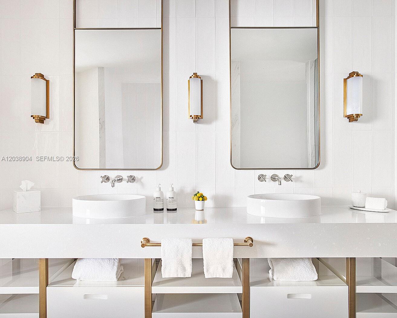 525 N Fort Lauderdale Beach Boulevard 1409 Property Photo 1